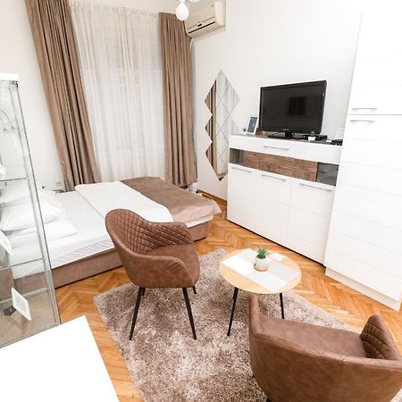 1St Belgrade Apartment מראה חיצוני תמונה