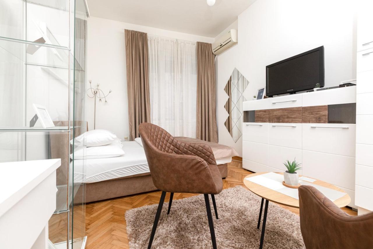 1St Belgrade Apartment מראה חיצוני תמונה