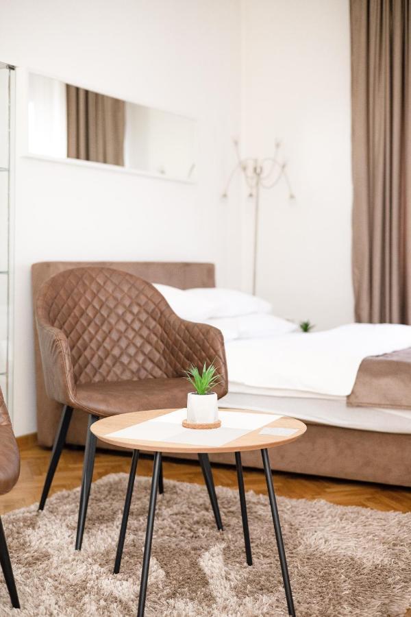 1St Belgrade Apartment מראה חיצוני תמונה